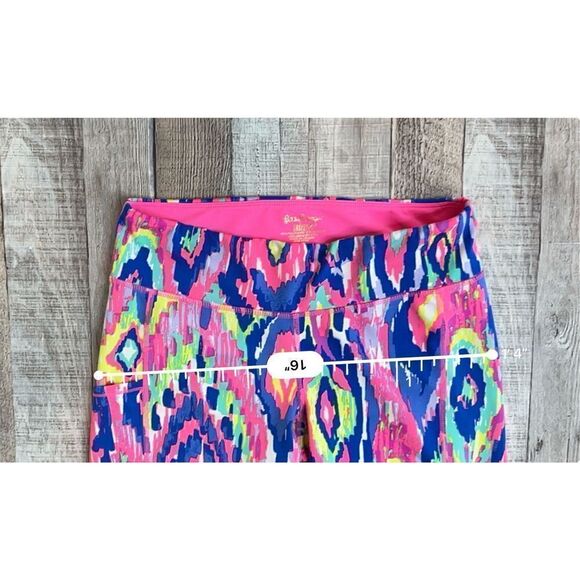 Lilly Pulitzer 27652 Luxletic UPF Weekender Luminescent Midi Capri Leggings sz M - Picture 7 of 12